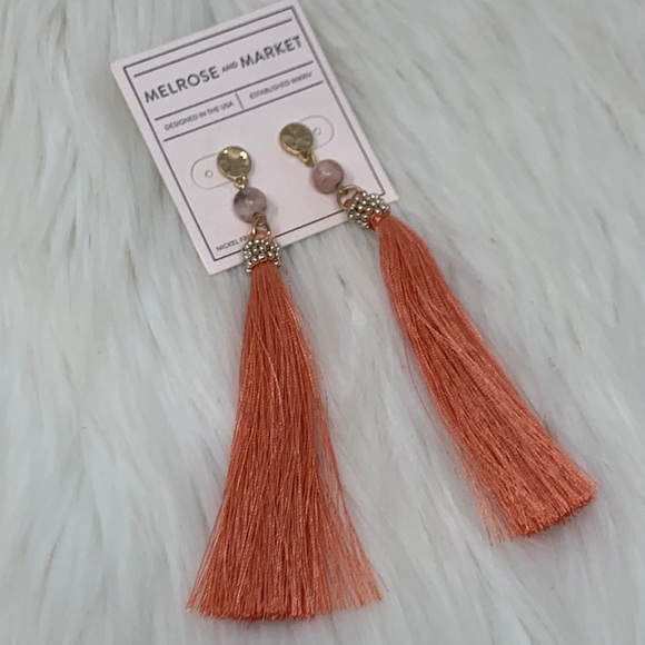 Melrose and Market Bead & Tassel Peach earrings - Picture 3 of 5